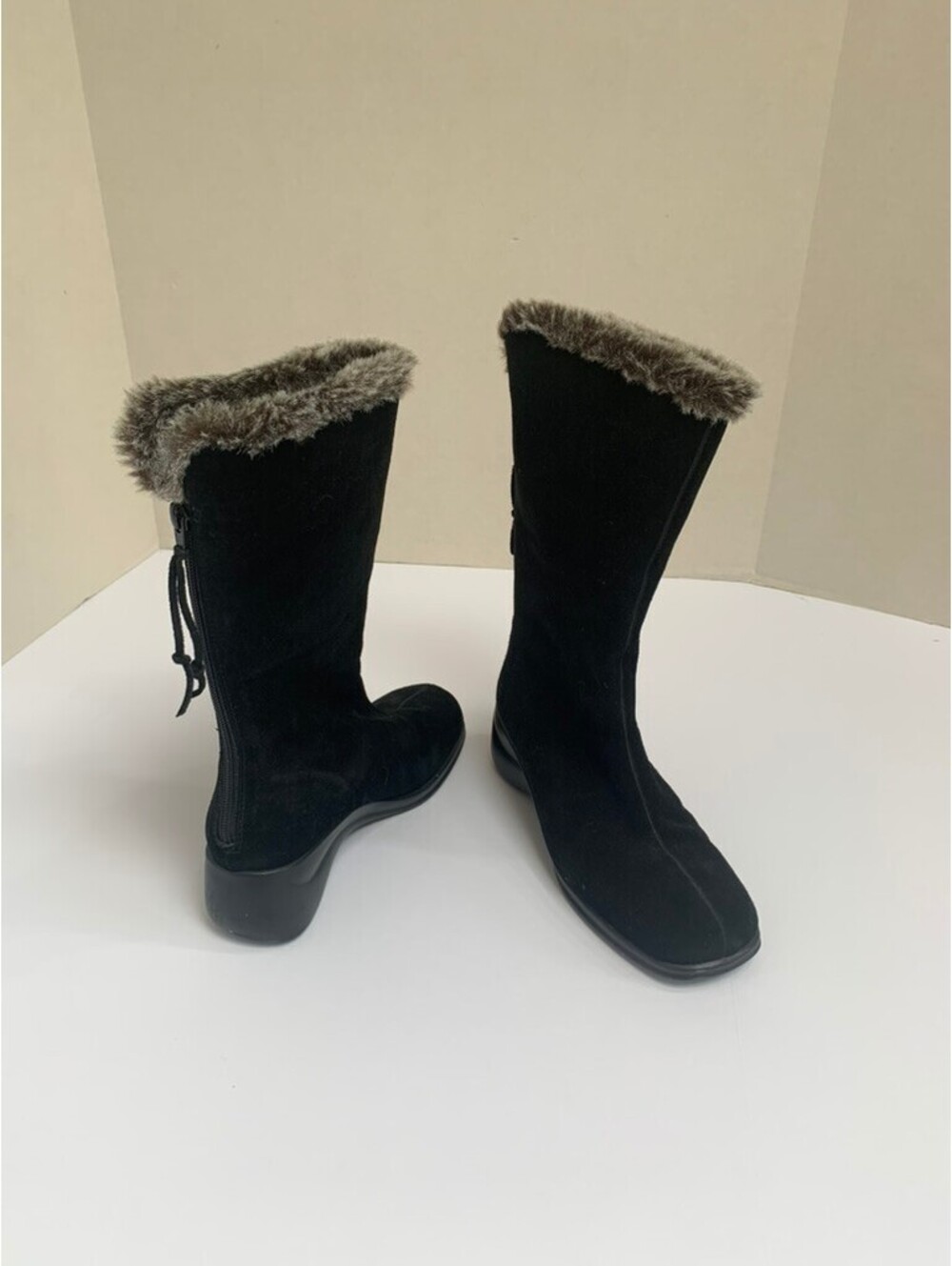 Aerosoles Attorney Black Suede Faux Fur Mid Calf Boots Back Zip Size 6